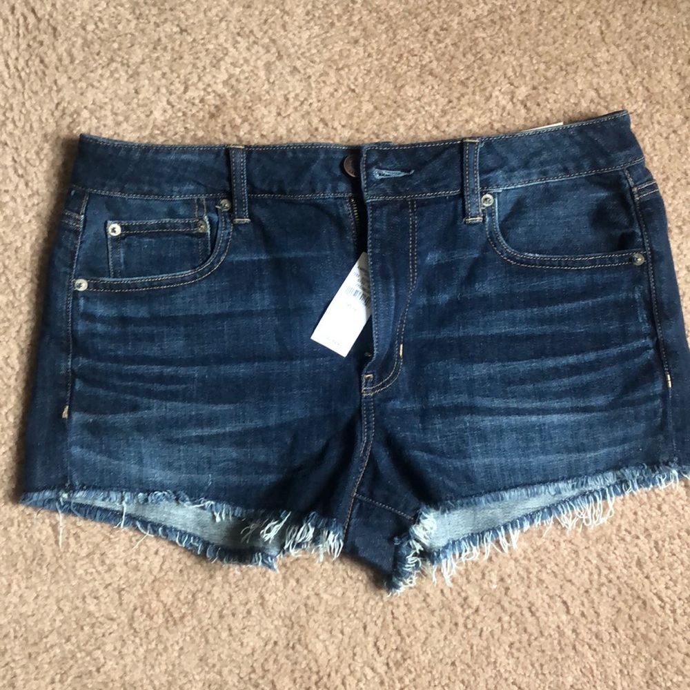 AEO Tomgirl Shortie